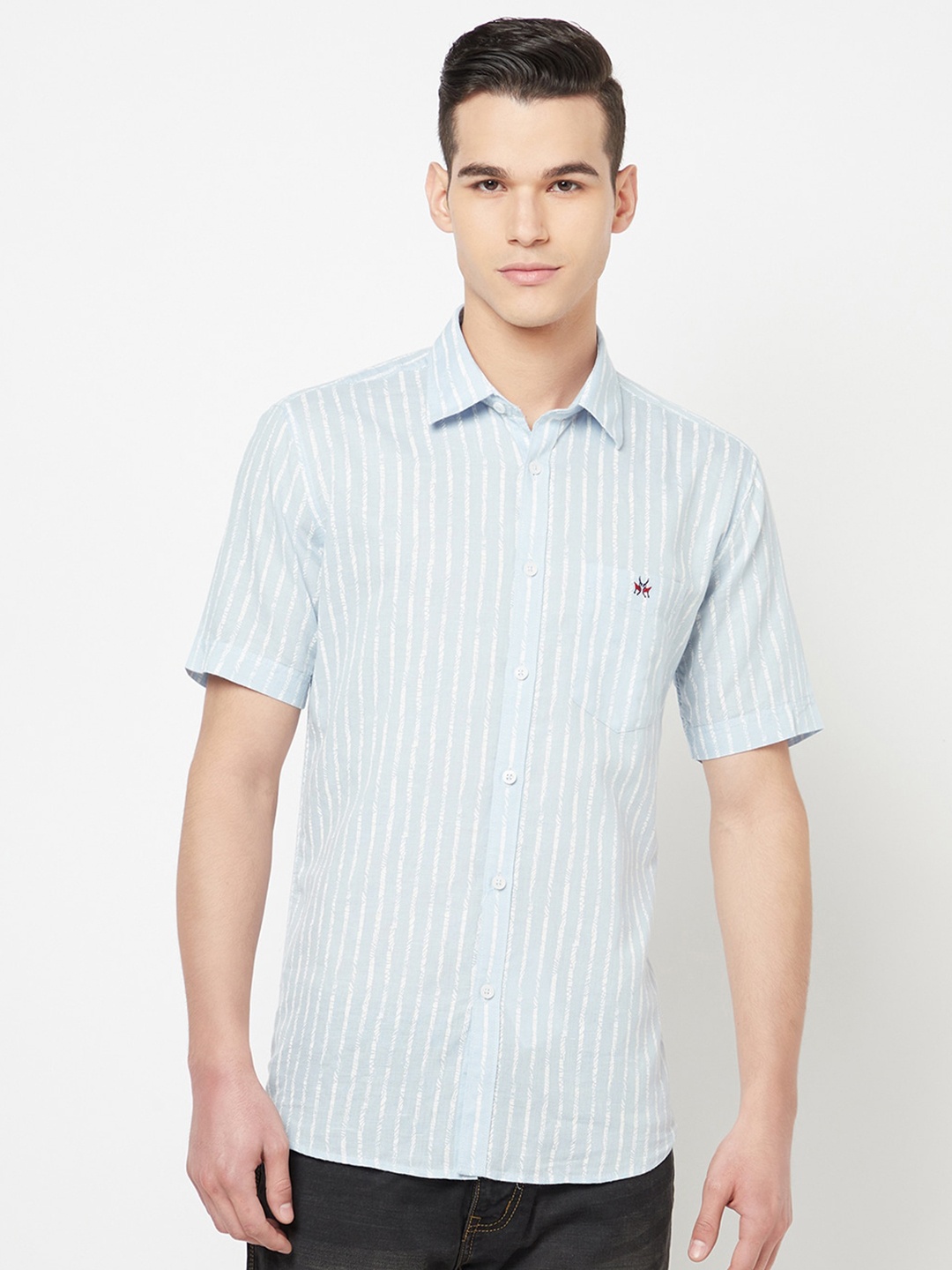 

Crimsoune Club Men Blue Slim Fit Striped Casual Shirt