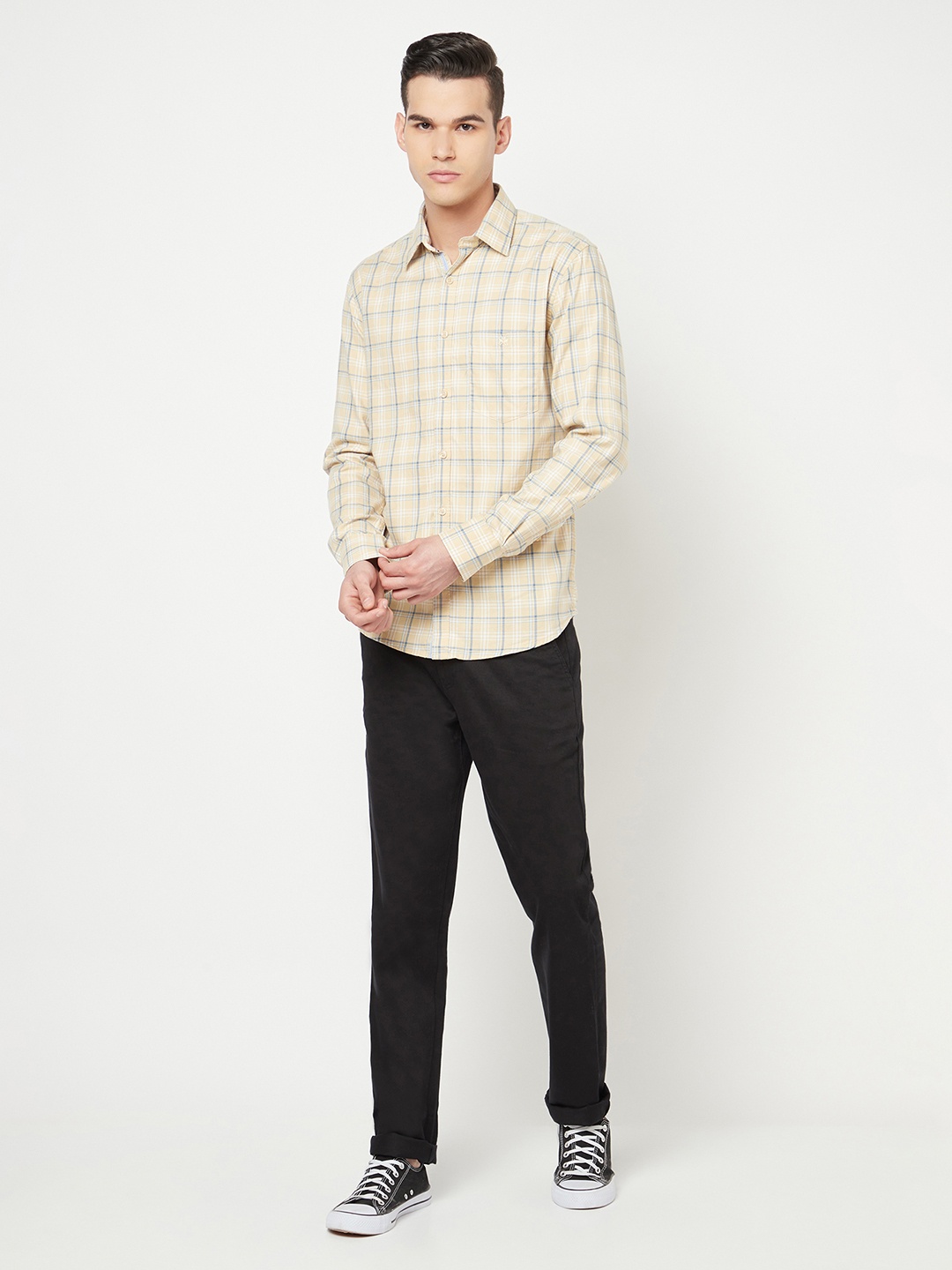 

Crimsoune Club Men Beige Slim Fit Tartan Checked Casual Cotton Shirt