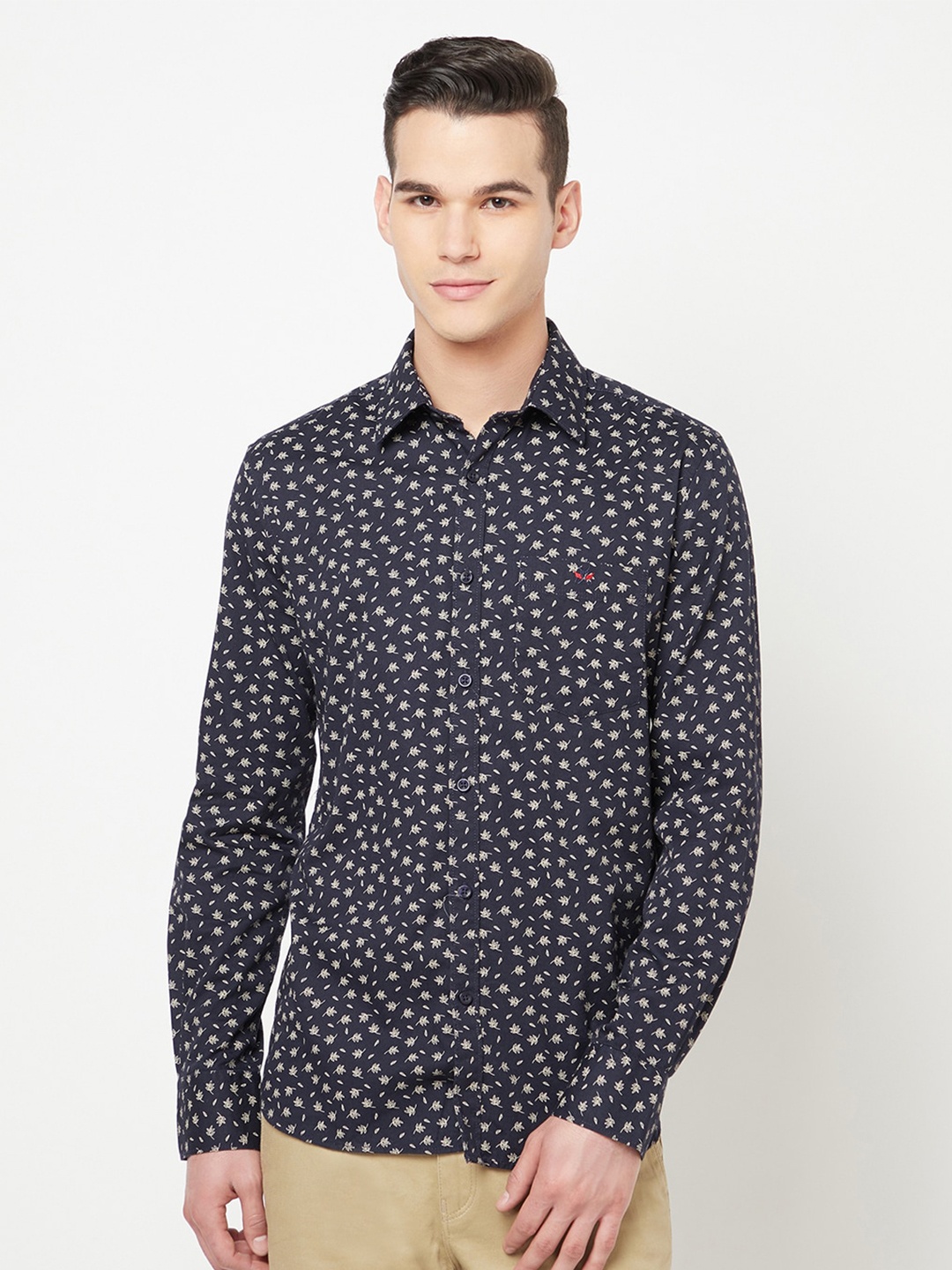 

Crimsoune Club Men Navy Blue Slim Fit Floral Printed Casual Shirt