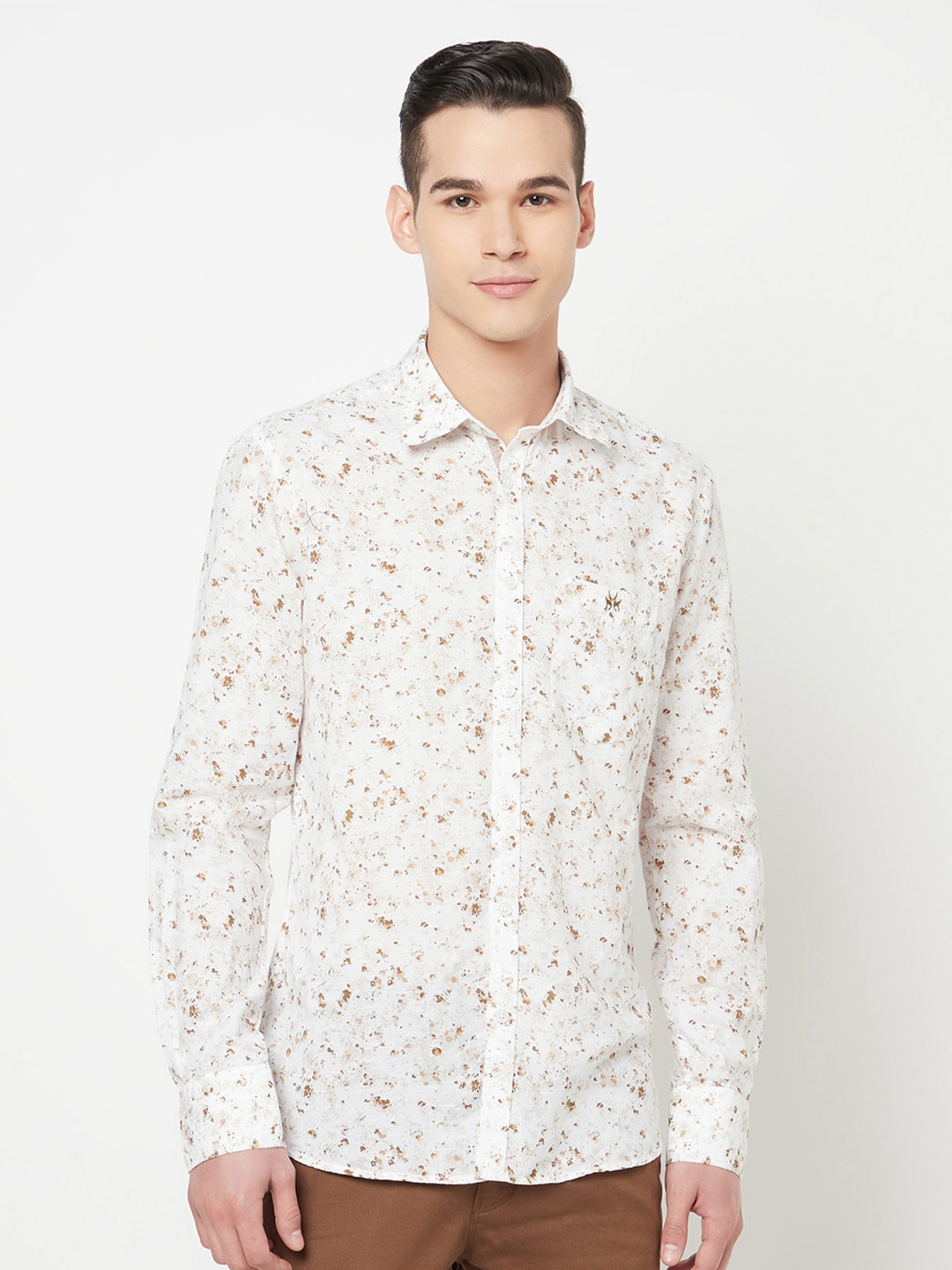 

Crimsoune Club Men White Slim Fit Floral Printed Casual Shirt