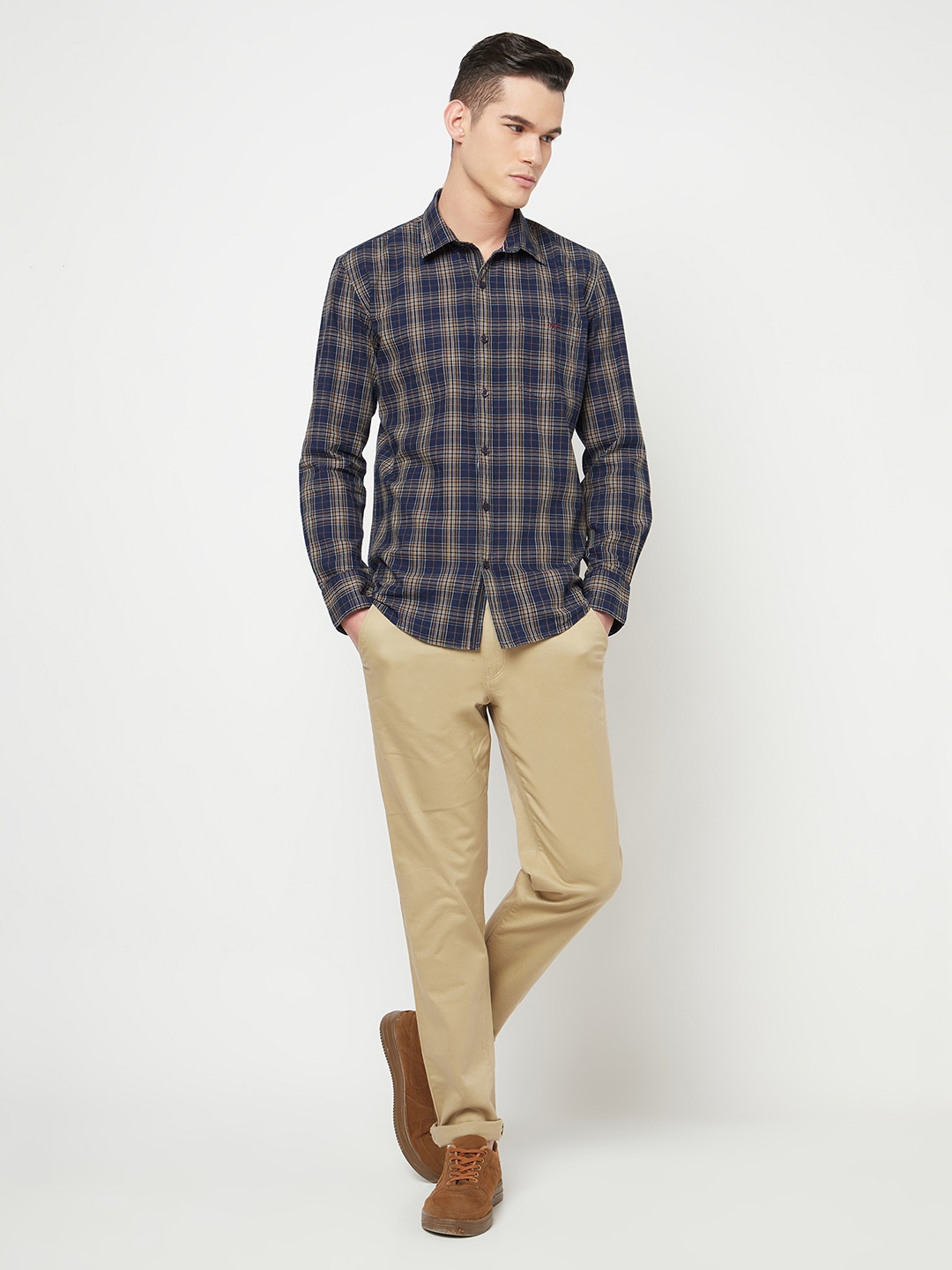

Crimsoune Club Men Navy Blue Slim Fit Tartan Checked Cotton Casual Shirt