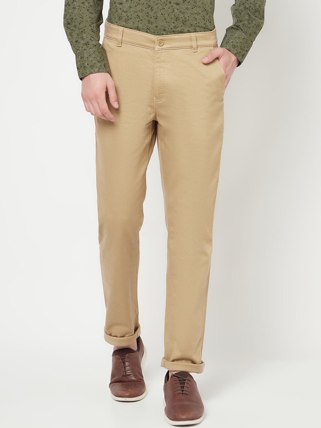 

Crimsoune Club Men Beige Solid Regular-Fit Cotton Trousers