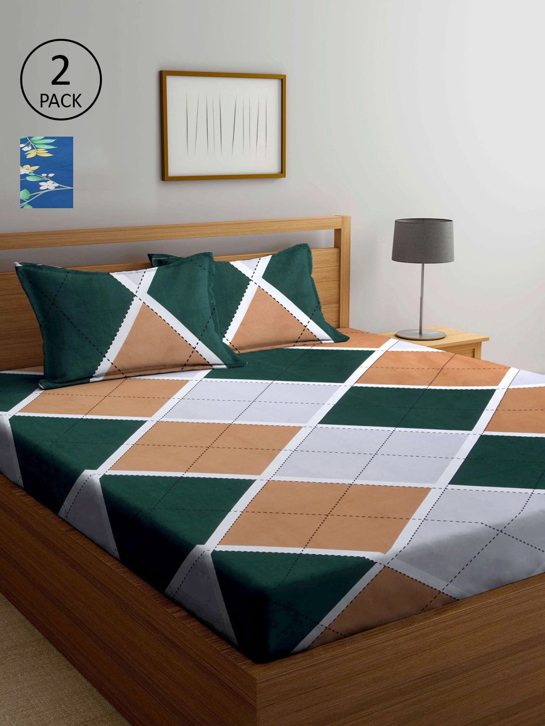 

KLOTTHE Green & Brown Geometric 210 TC 2 King Bedsheet with 4 Pillow Covers