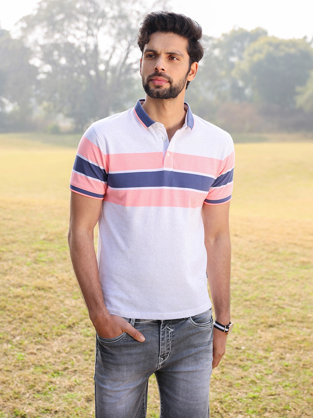 

Crimsoune Club Men White & Pink Striped Polo Collar Slim Fit T-shirt