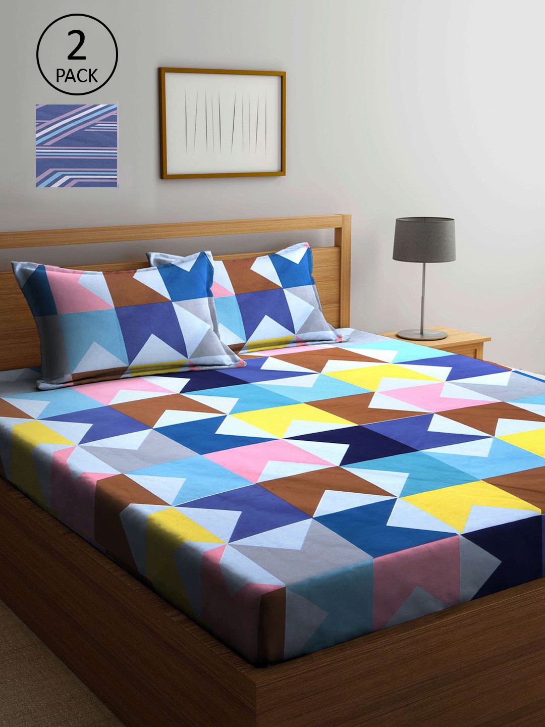

KLOTTHE Blue & Pink Geometric 210 TC 2 King Bedsheet with 4 Pillow Covers