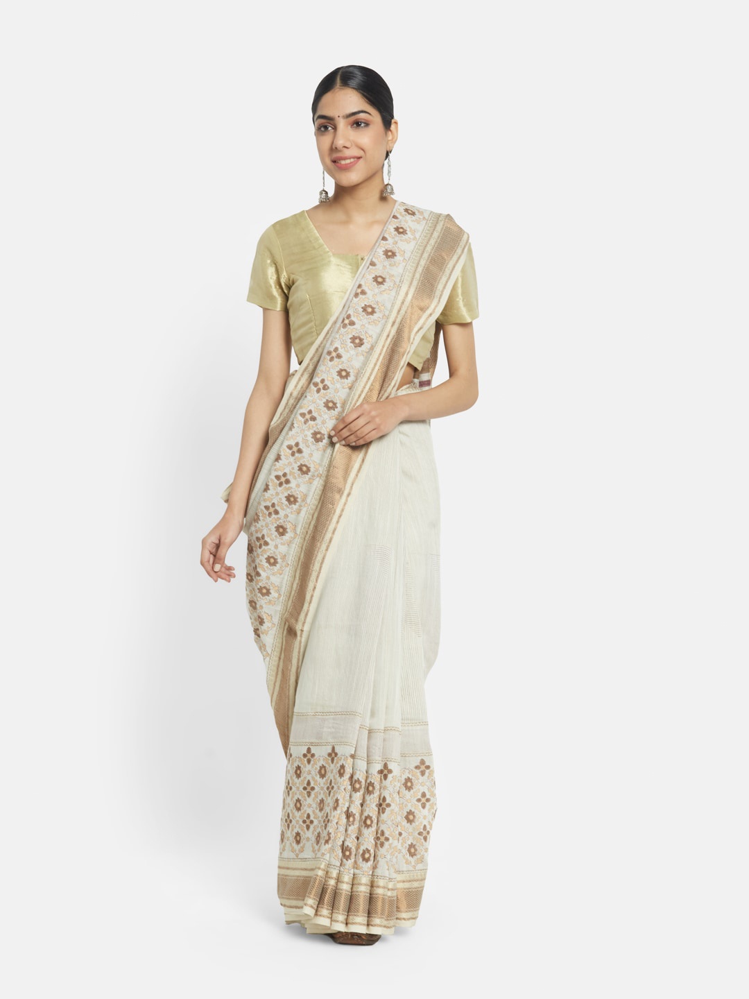 

Fabindia Off White & Gold-Toned Floral Zari Maheshwari Saree