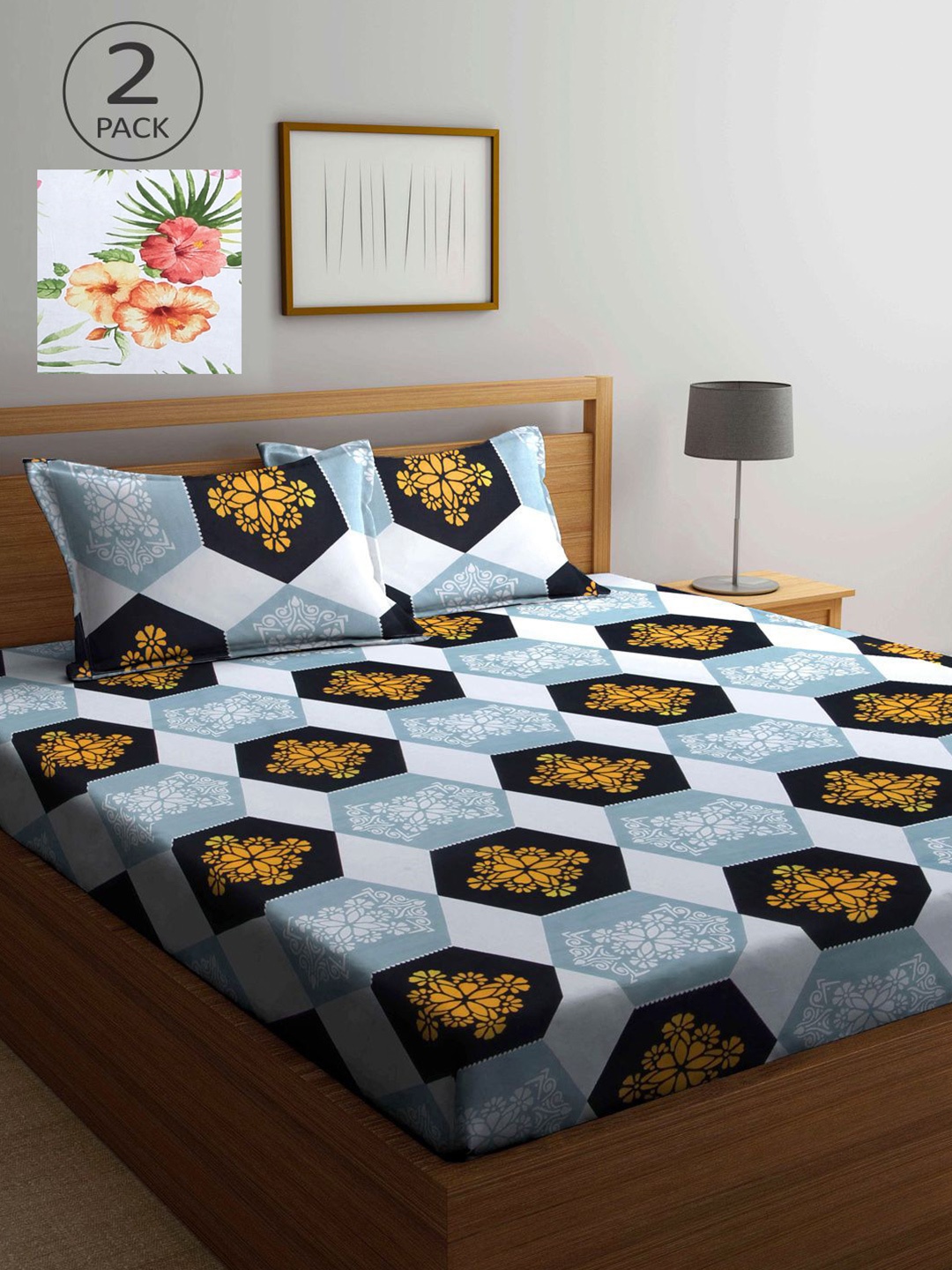 

KLOTTHE Multicoloured Geometric 210 TC 2 King Bedsheet with 4 Pillow Covers, Multi