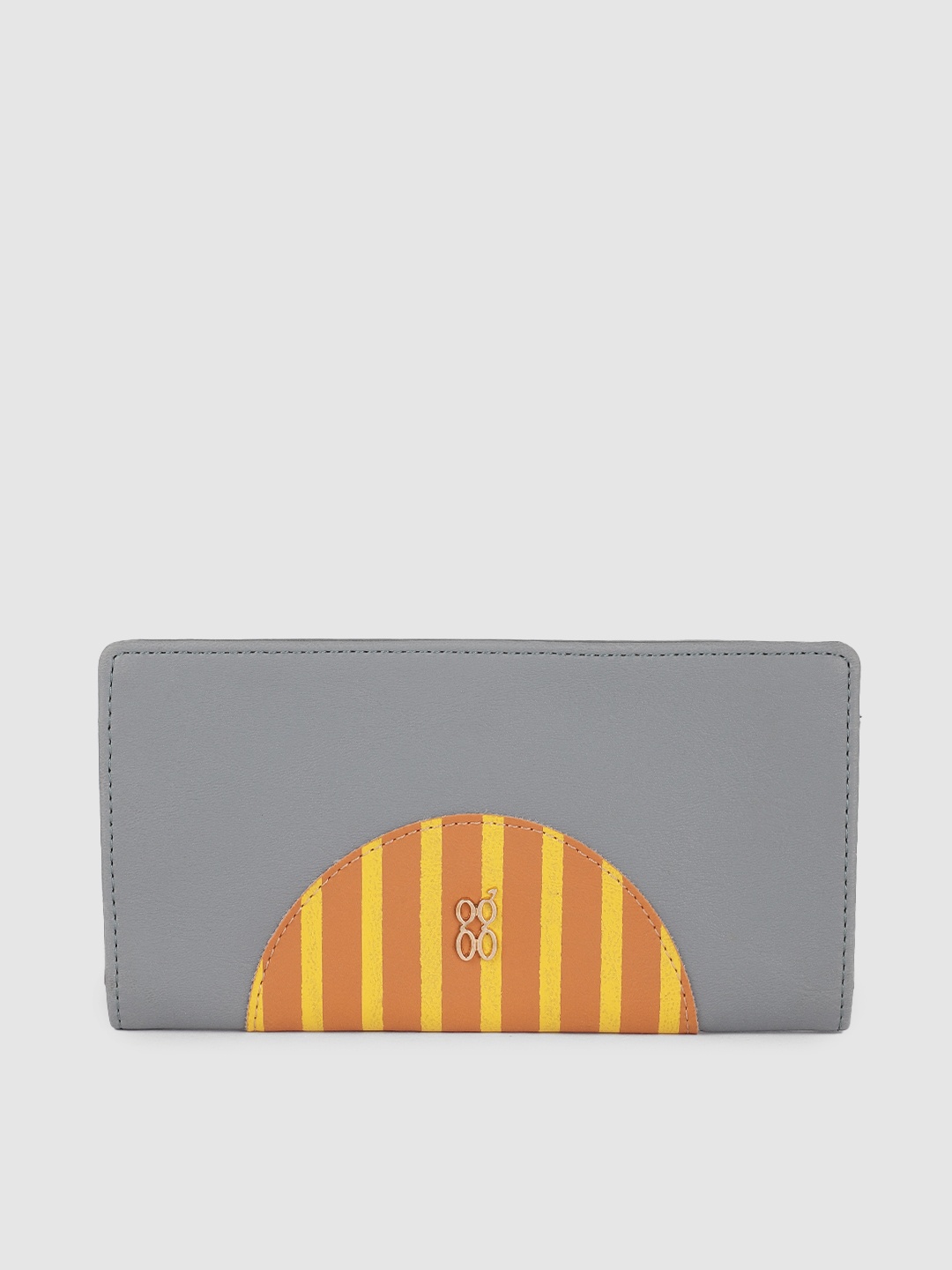 

Baggit Women Grey & Brown Solid Two Fold Wallet