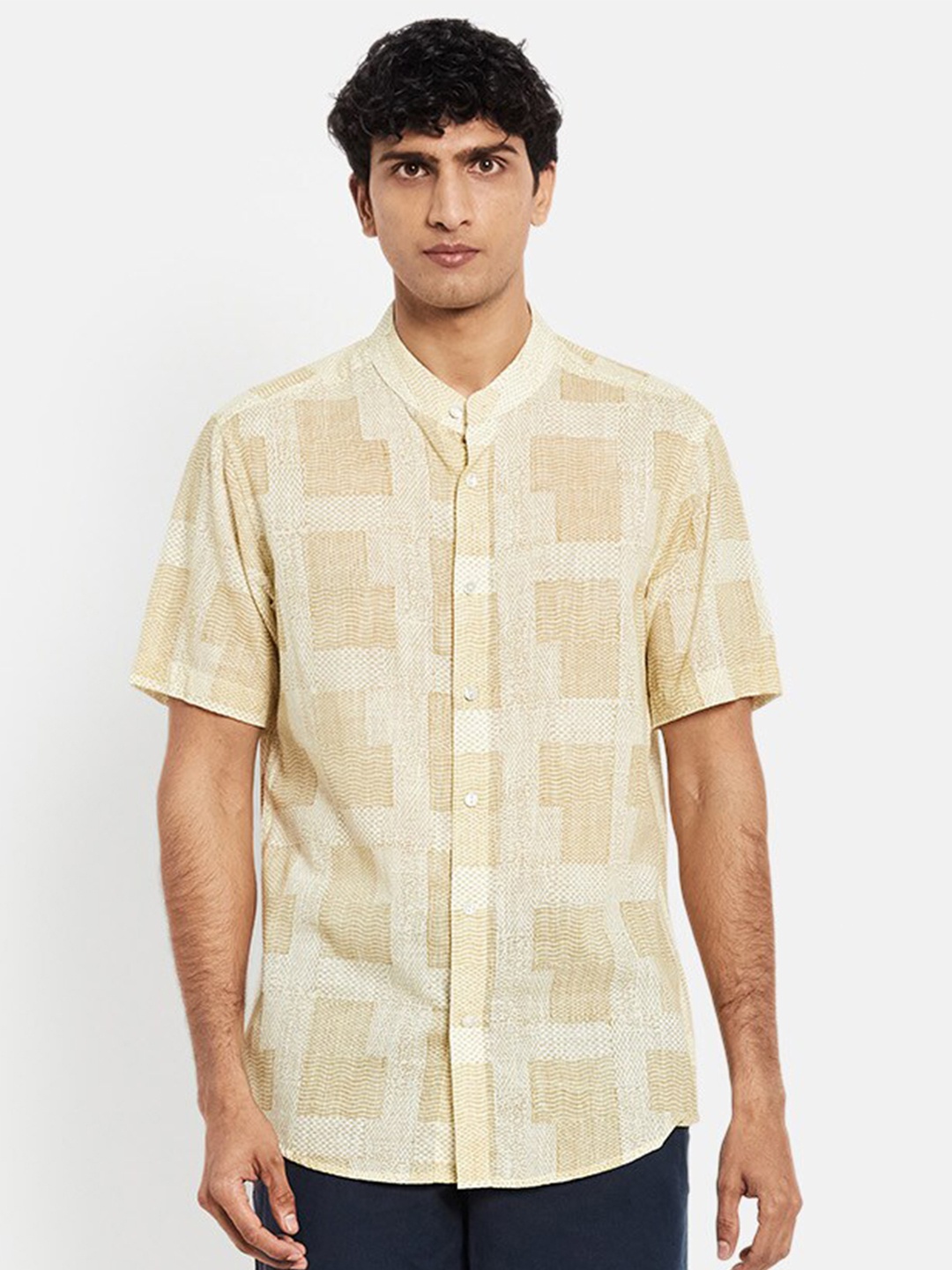 

Fabindia Men Yellow & Off White Slim Fit Printed Cotton Casual Shirt