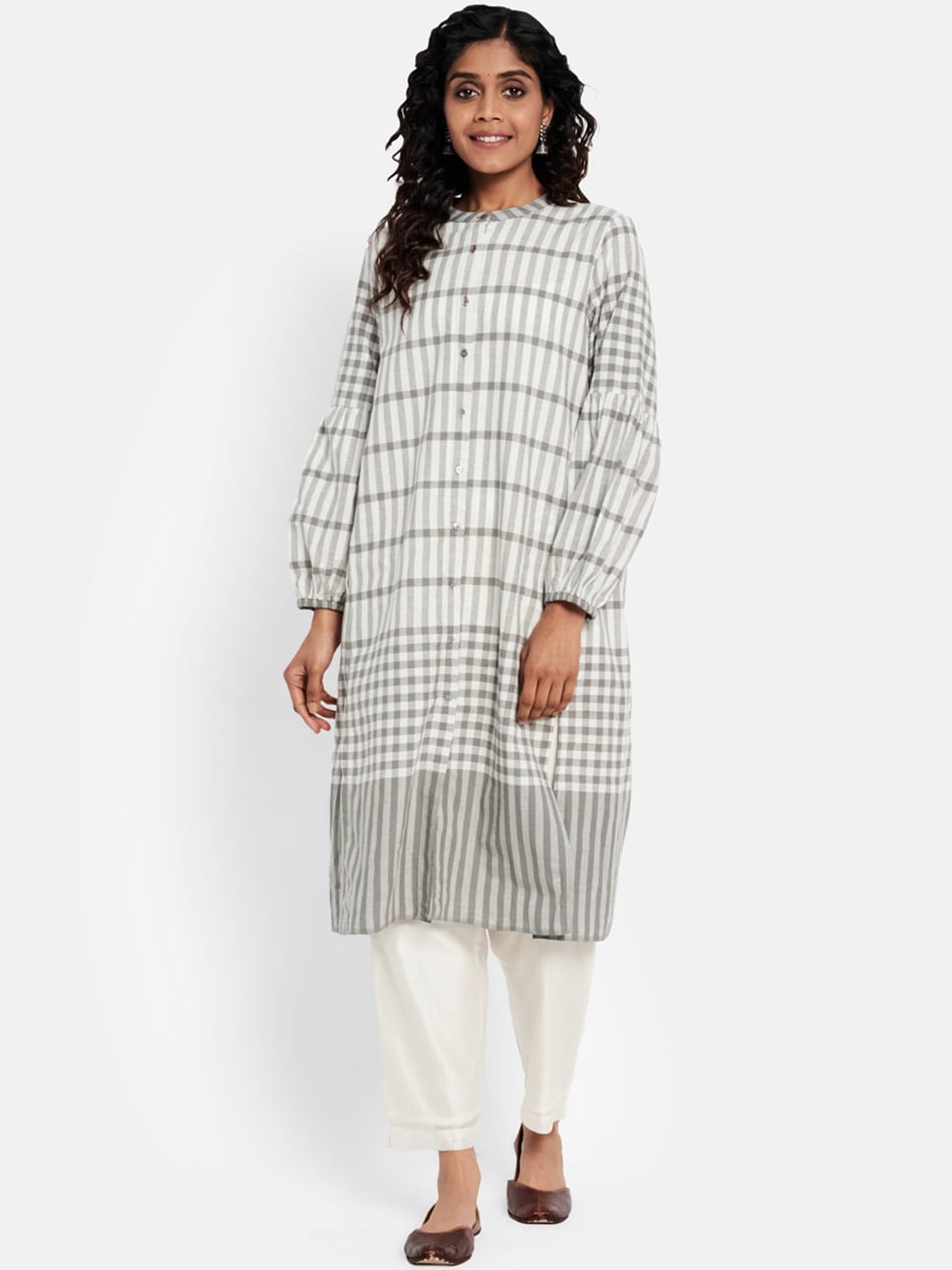 

Fabindia Women Grey & White Checked Cotton Kurta