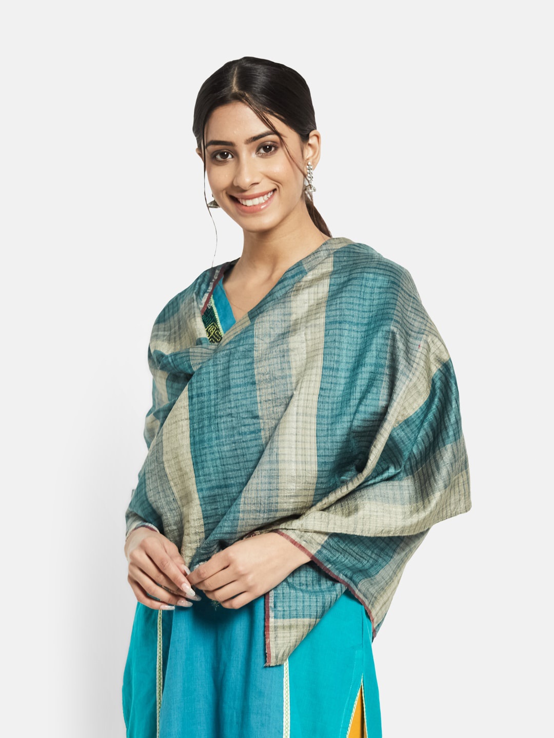

Fabindia Women Blue & Beige Woven Design Stole