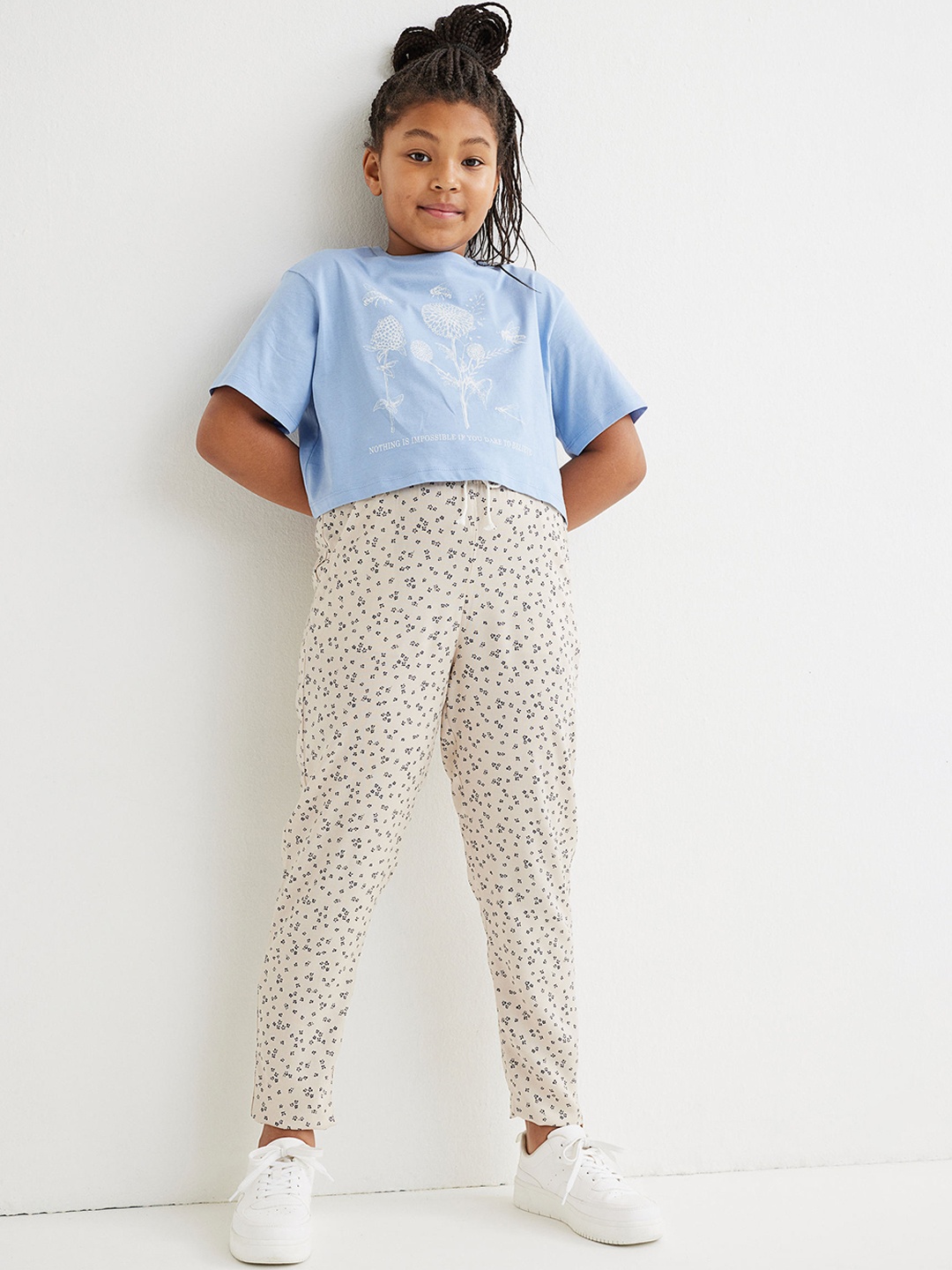 

H&M Girls Beige Printed Joggers