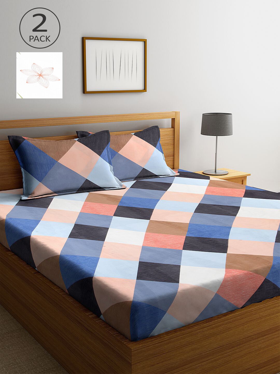 

KLOTTHE Blue & White Geometric 210 TC 2 King Bedsheets with 4 Pillow Covers