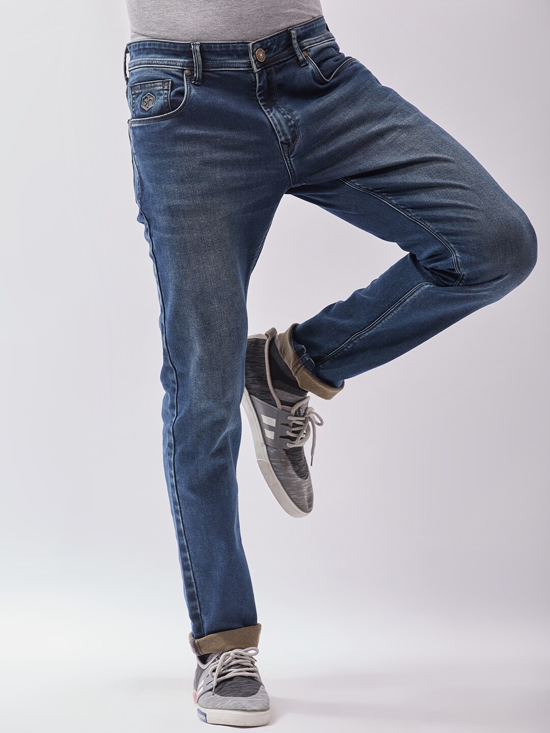 

Oxemberg Men Blue Lean Slim Fit Light Fade Jeans