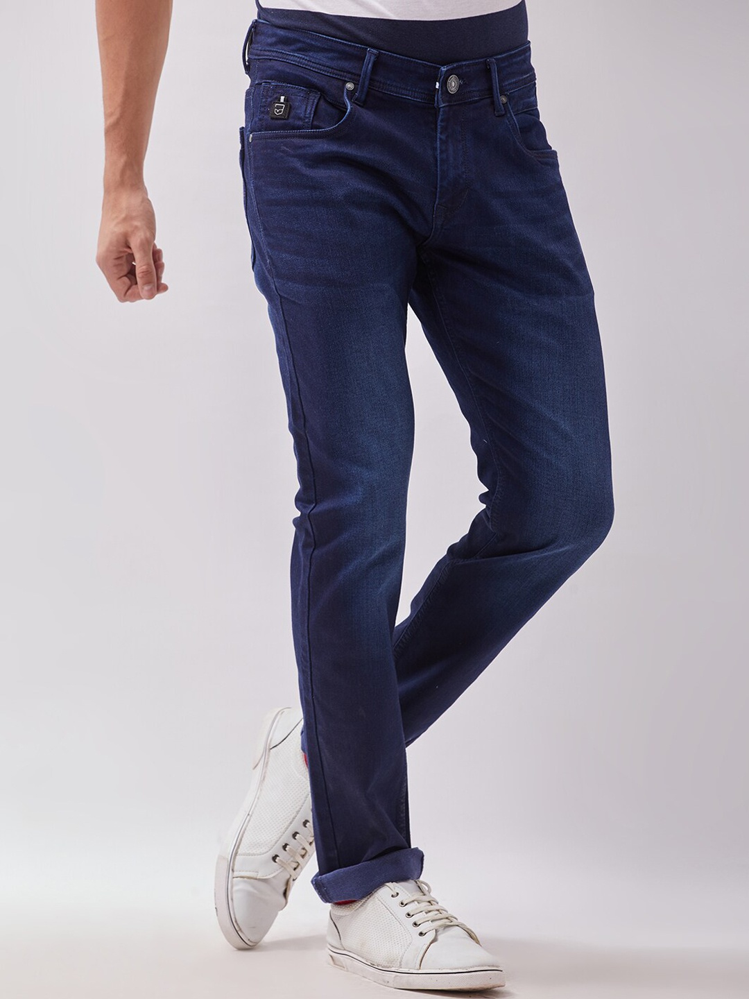 

Oxemberg Men Navy Blue Lean Slim Fit Light Fade Jeans