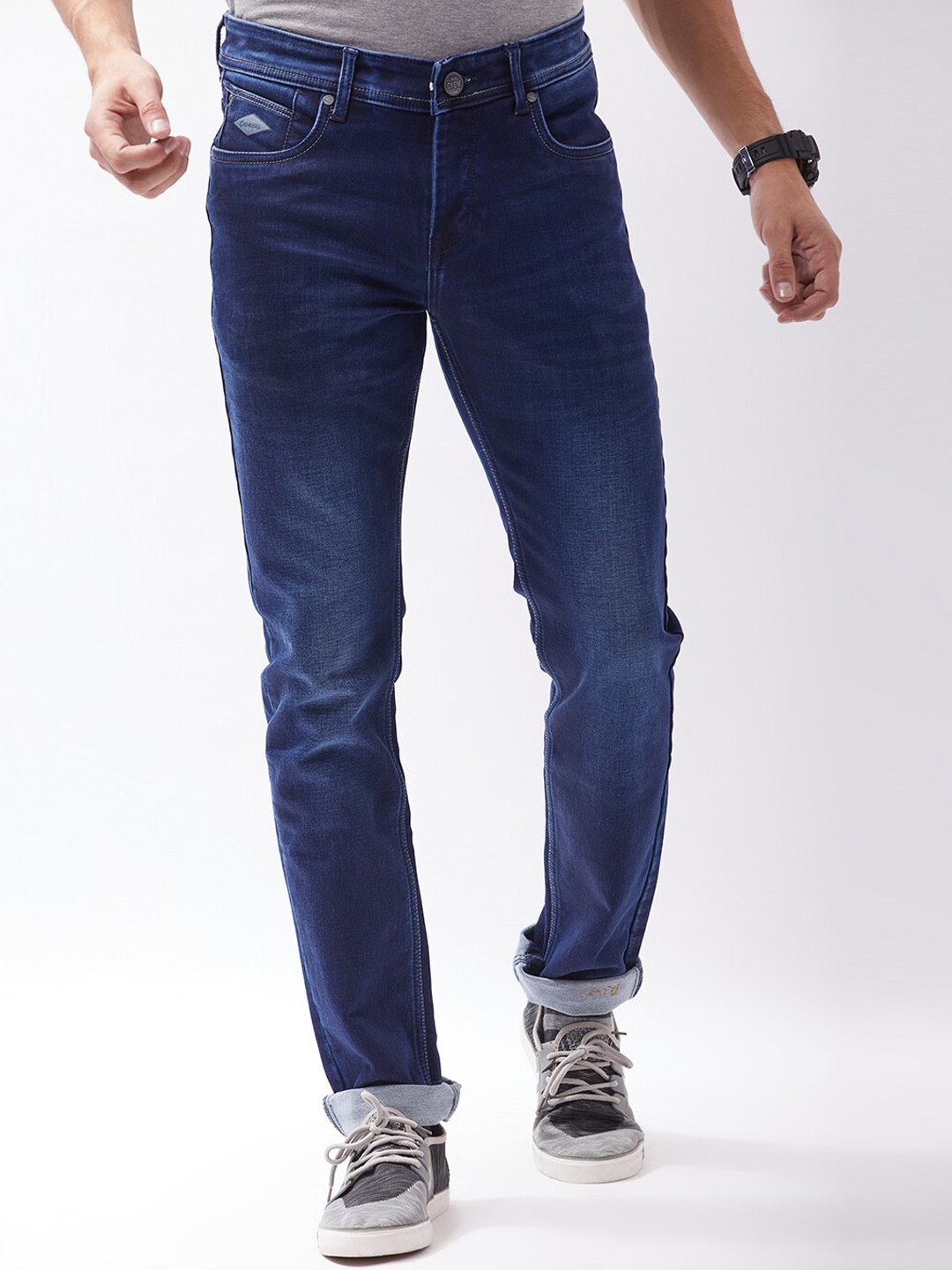 

Oxemberg Men Navy Blue Lean Slim Fit Heavy Fade Jeans