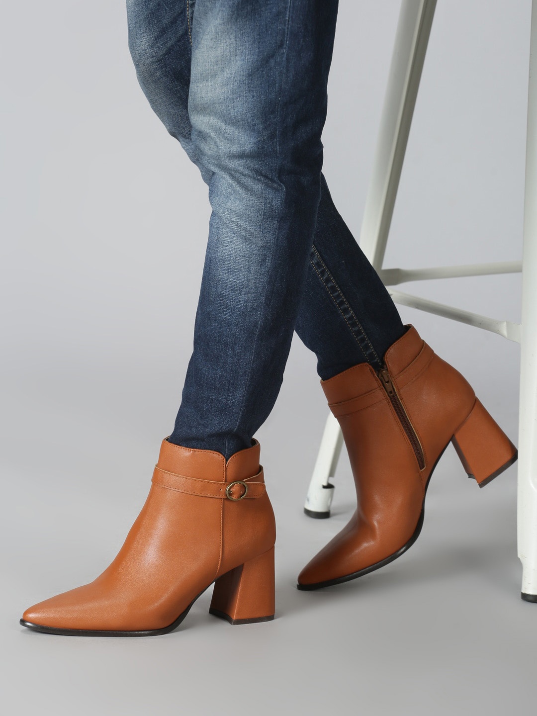 

Monrow Tan PU Block Heeled Boots with Buckles