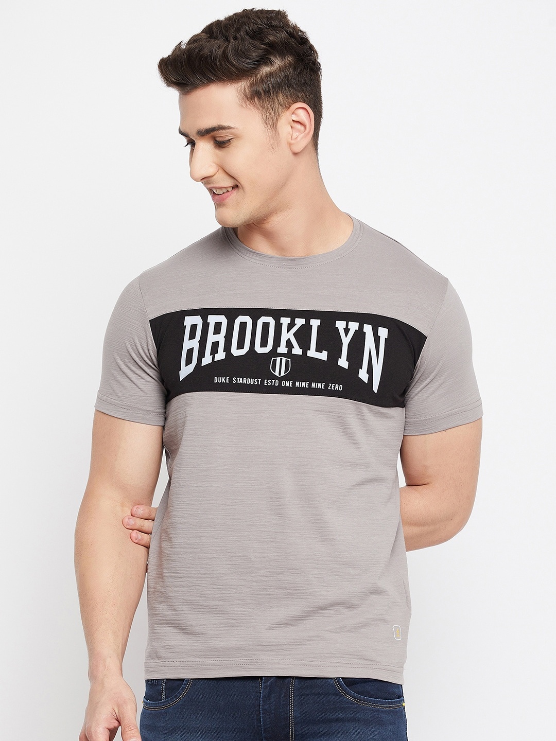 

Duke Men Grey & Black Typography Printed Cotton T-shirt