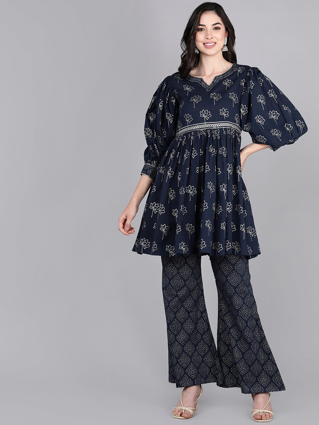 

AHIKA Women Navy Blue Ethnic Motifs Printed Empire Pure Cotton Kurti with Trousers