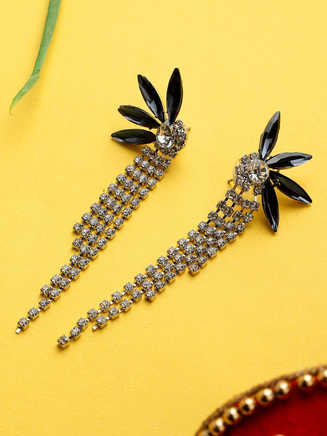 

Mali Fionna Black Contemporary Drop Earrings