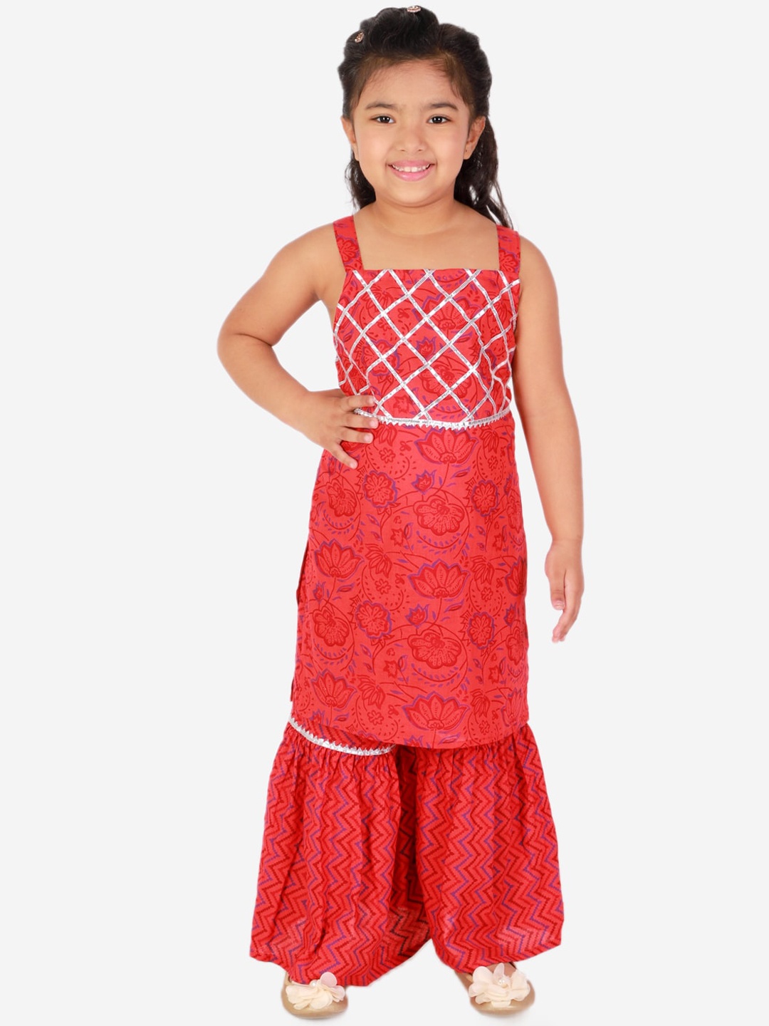 

Superminis Girls Red Floral Printed Gotta Patti Pure Cotton Kurti with Sharara