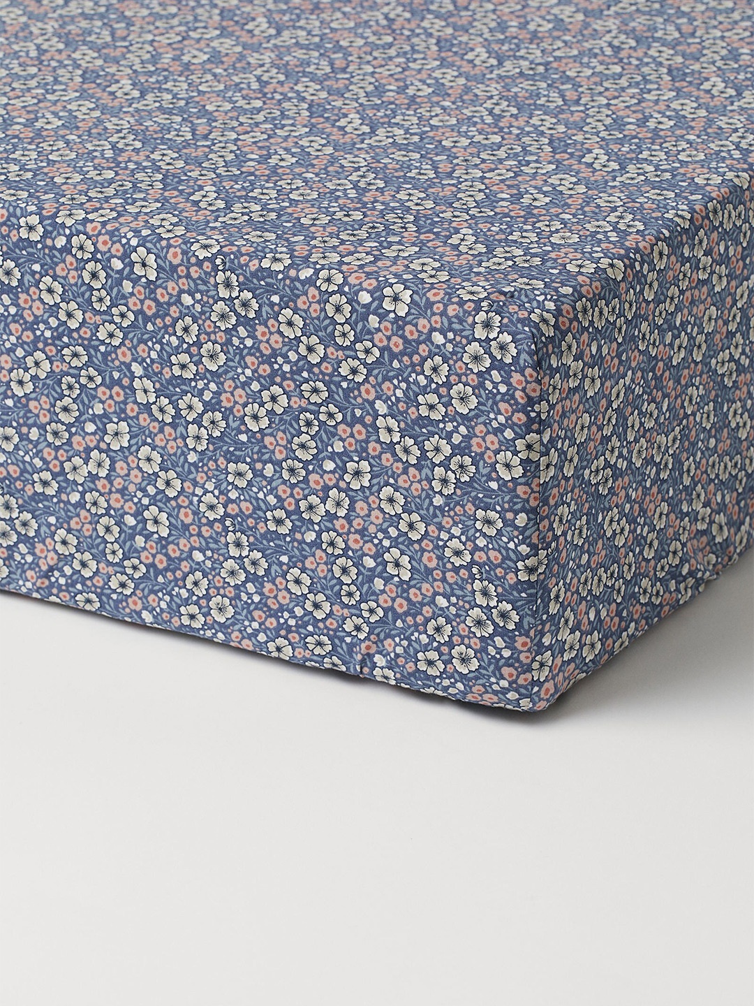 

H&M Blue Printed Fitted Cotton Sheet