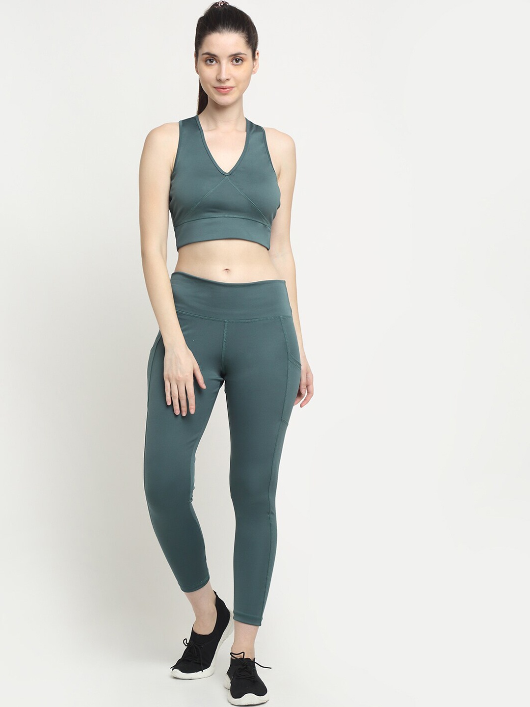 

EVERDION Women Teal Green Solid Slim-Fit Tracksuits