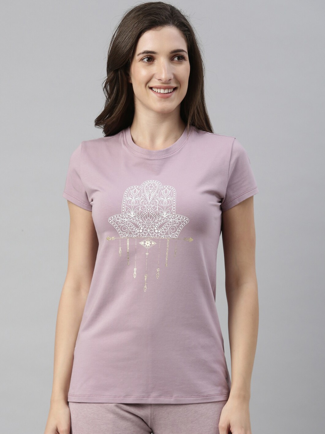

Enamor Women Mauve Graphic Printed Slim Fit Cotton T-shirt