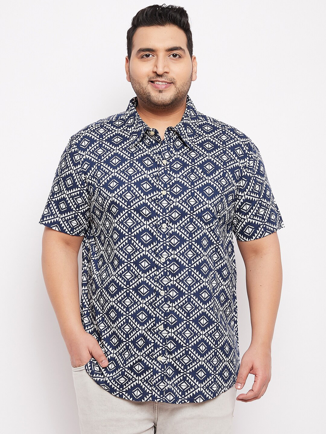 

bigbanana Men Plus Size Navy Blue & White Classic Printed Cotton Casual Shirt
