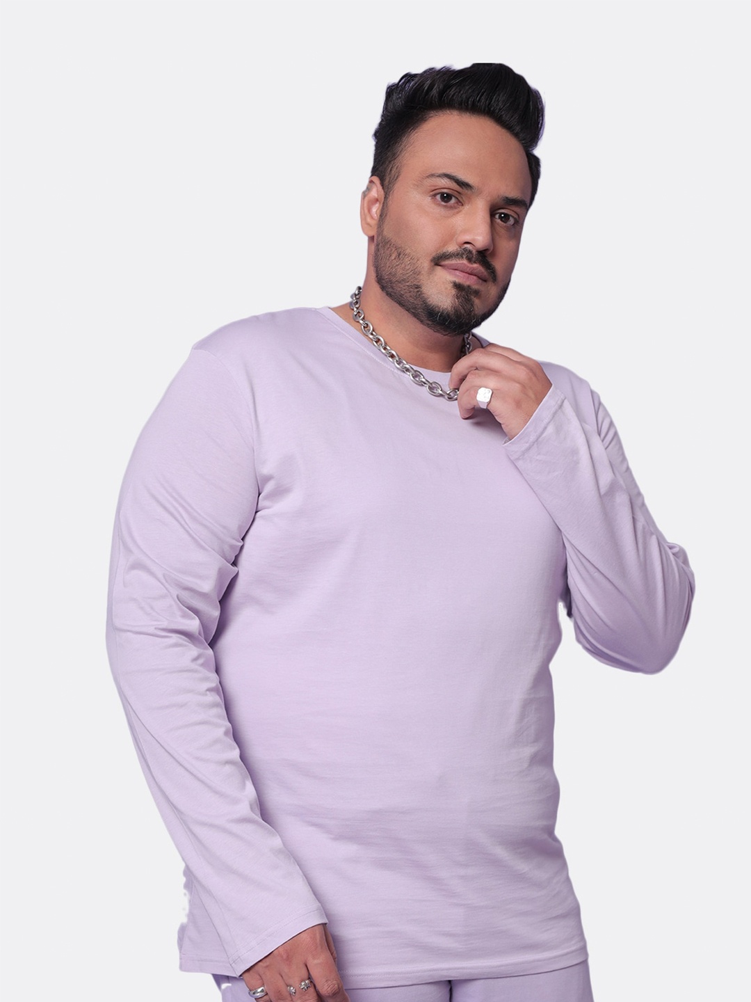 

Bewakoof Plus Men Purple Solid Regular Fit Cotton T-Shirt