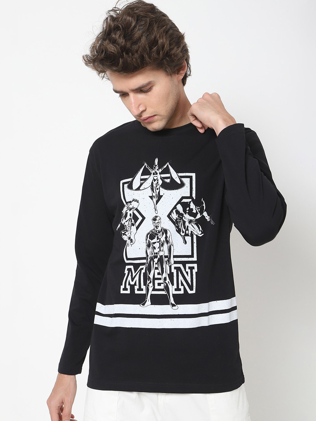 

Bewakoof Men Black Graphic Printed Regular Fit Cotton T-Shirt