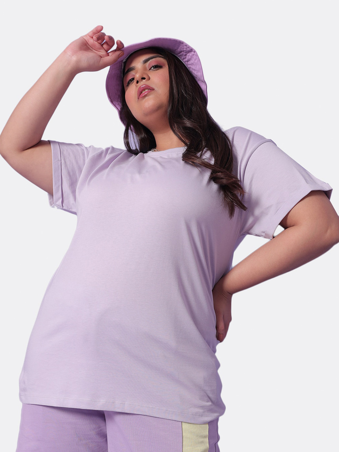 

Bewakoof Plus Women Lavender Solid Cotton T-shirt