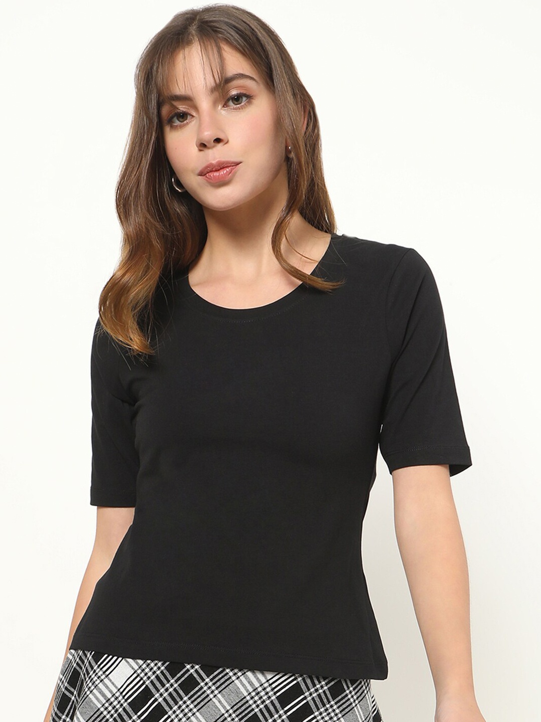

Bewakoof Women Black Solid T-shirt