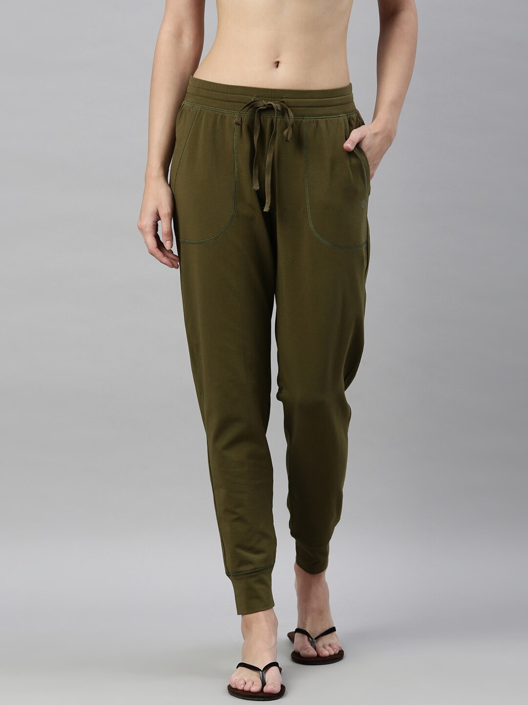 

Enamor Women Green Solid Relaxed-Fit Joggers