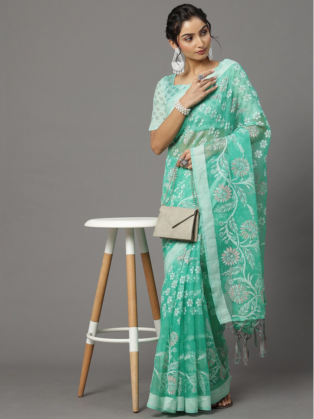 

Mitera Sea Green Floral Printed Brasso Chanderi Saree