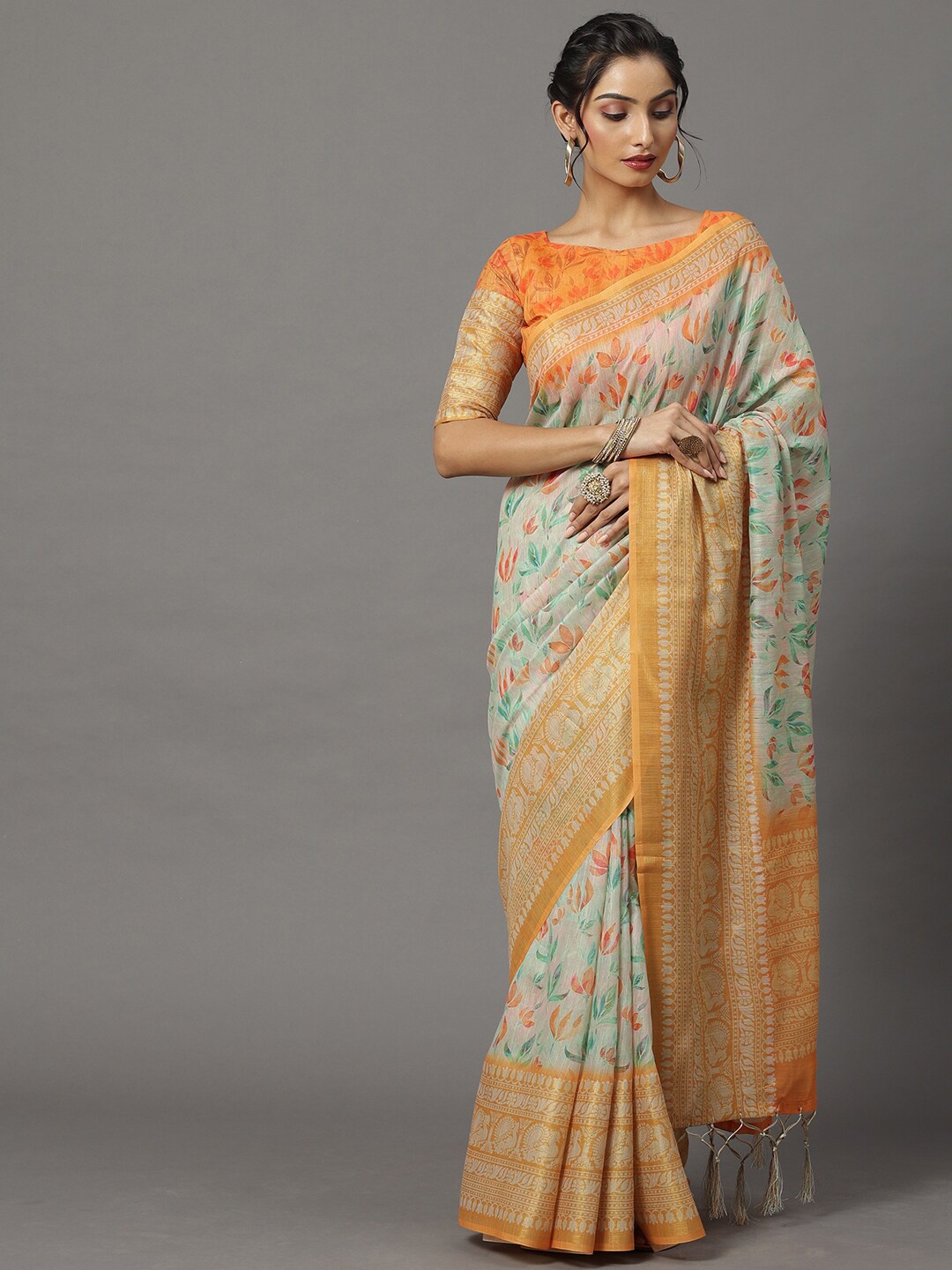 

Mitera Off White & Orange Floral Silk Blend Banarasi Saree