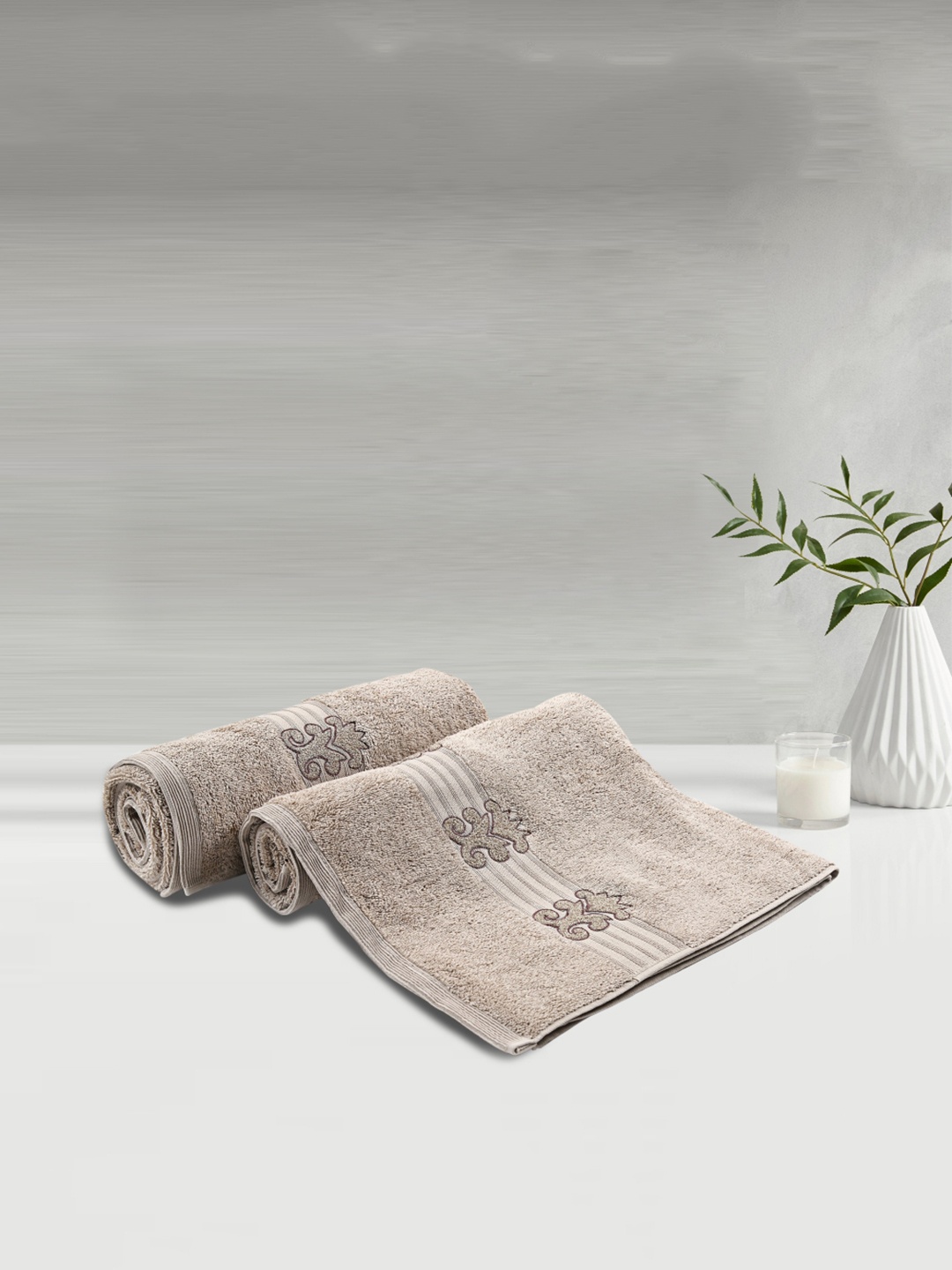 

LUSH & BEYOND Set Of 2 Beige Printed Pure Cotton 500 GSM Bath Towels