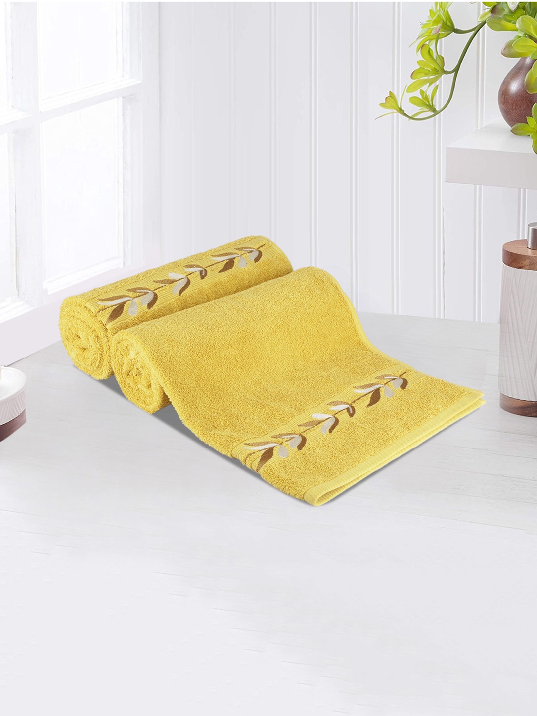 

LUSH & BEYOND Set Of 2 Printed 500 GSM Cotton Bath Towels, Yellow
