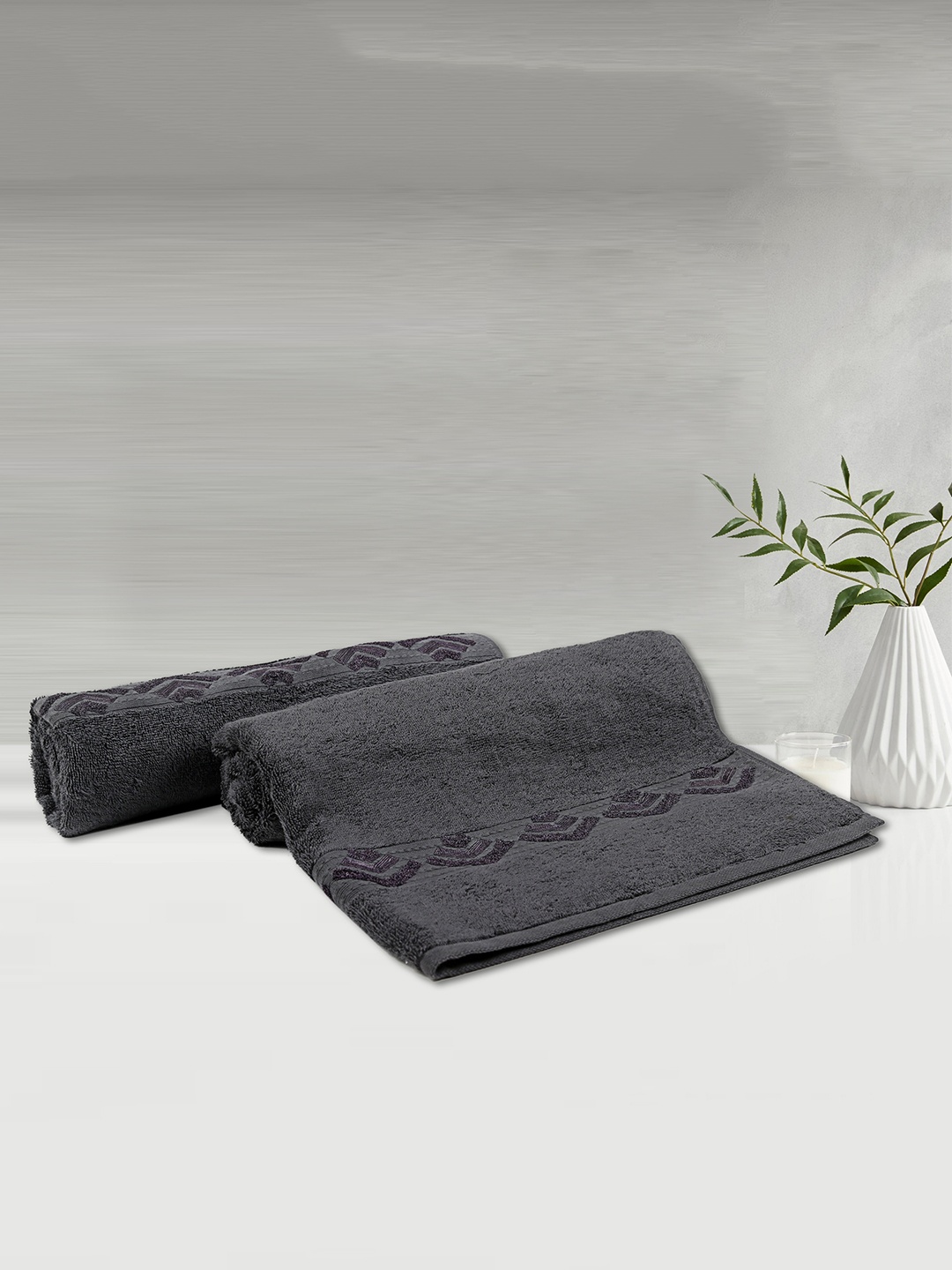 

LUSH & BEYOND Set Of 2 500 GSM Pure Cotton Bath Towels, Charcoal