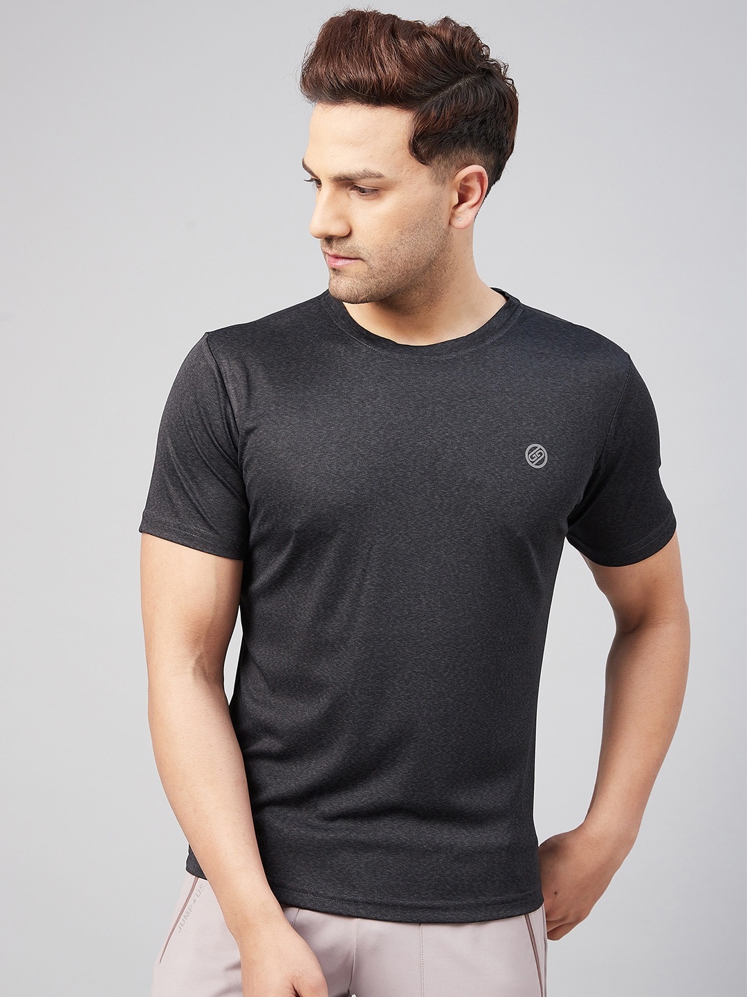 

GRITSTONES Men Black Solid Regular Fit Rapid-Dry Training or Gym T-shirt