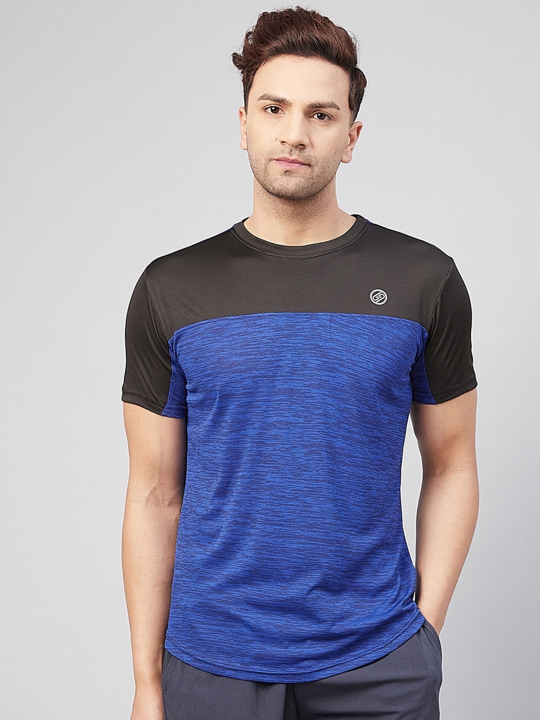 

GRITSTONES Men Black & Blue Colourblocked Rapid Dry Sports T-shirt