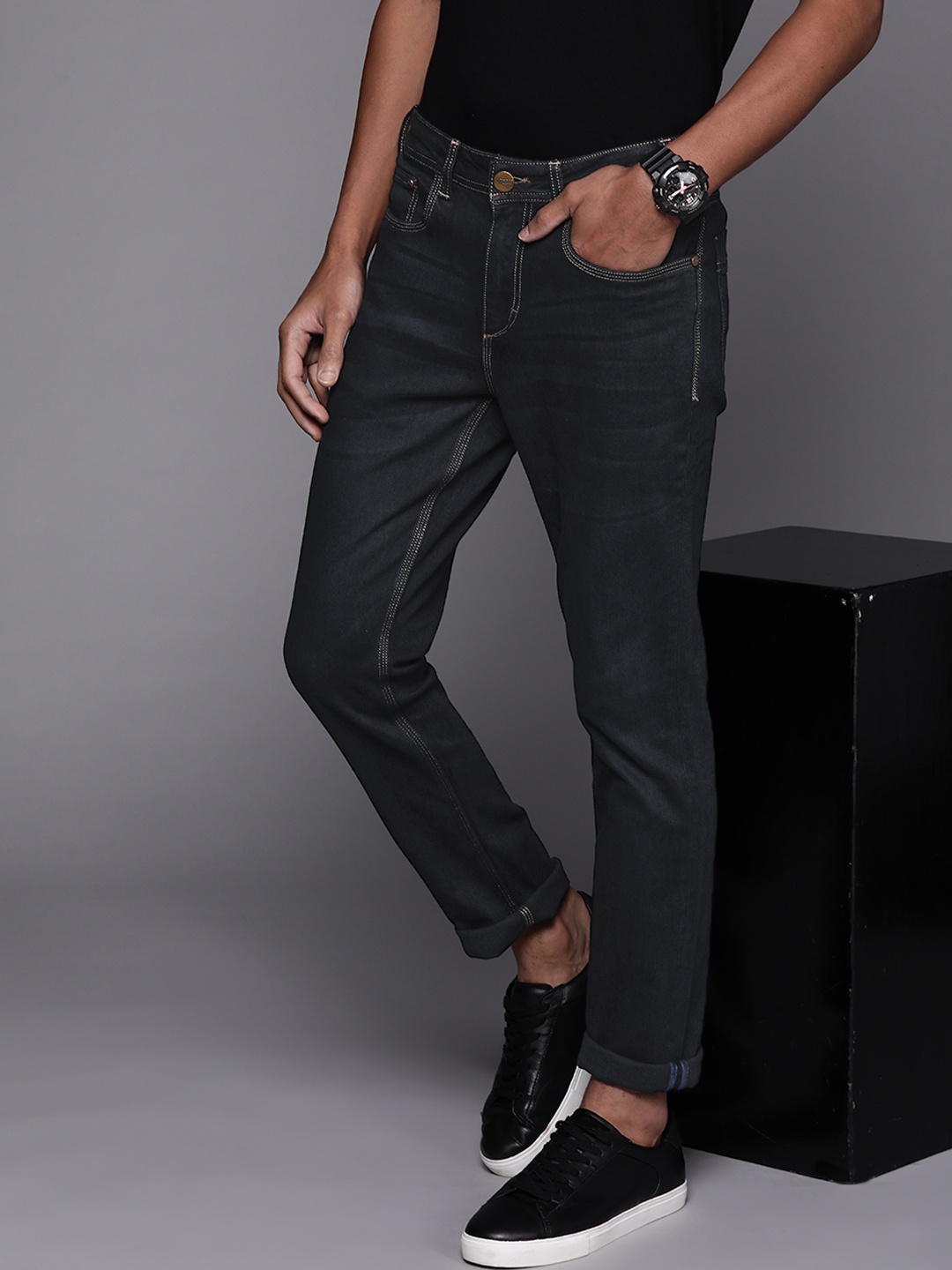 

Ducati Men Navy Blue Stretchable Regular Fit Jeans