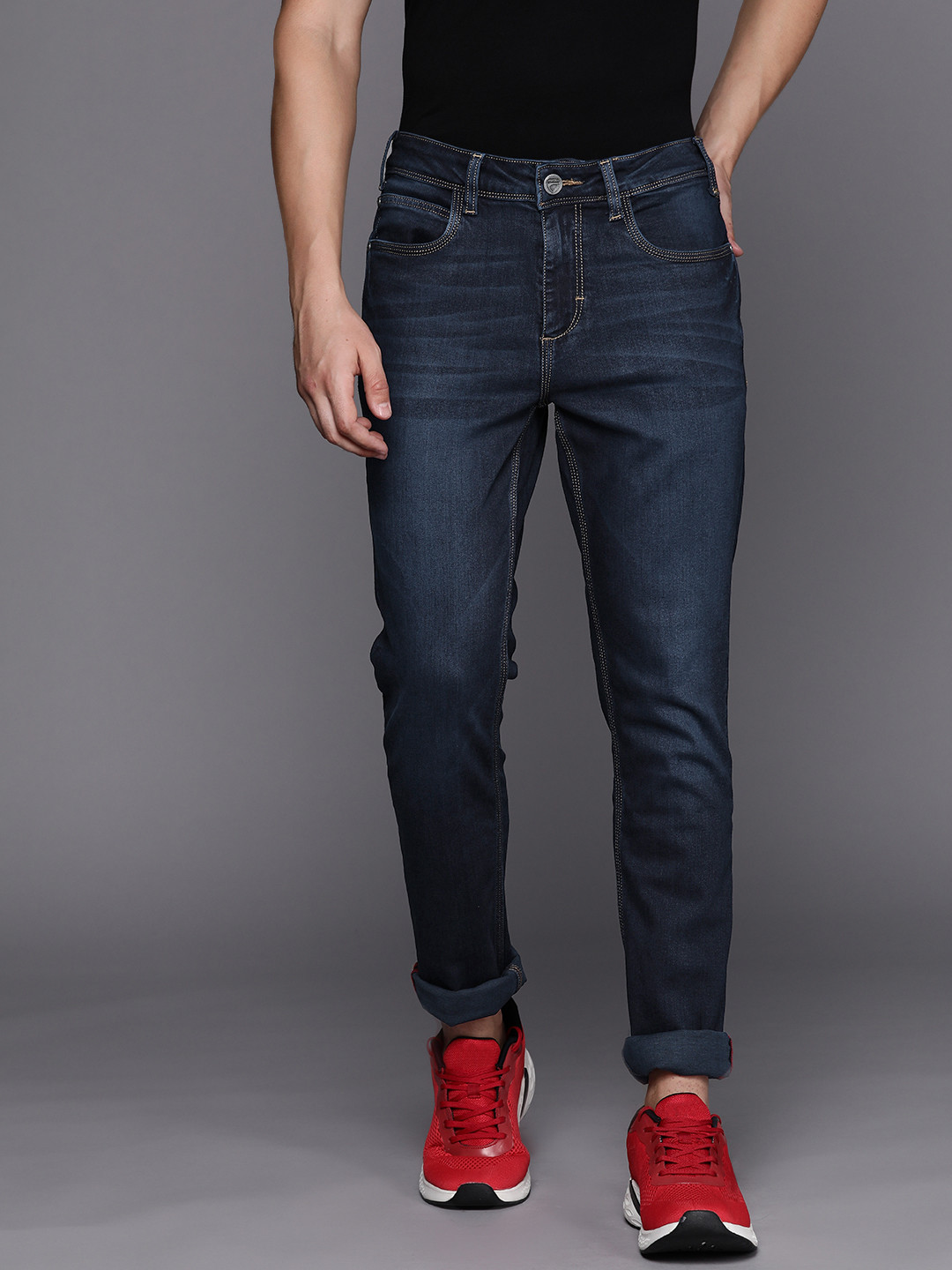 

Ducati Men Navy Blue Light Fade Stretchable Jeans