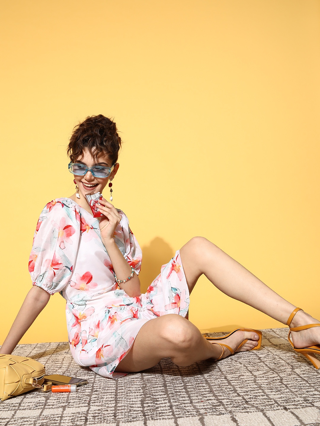 

Athena White & Red Floral Print Puff Sleeves Tiered Cut-Outs A-Line Dress