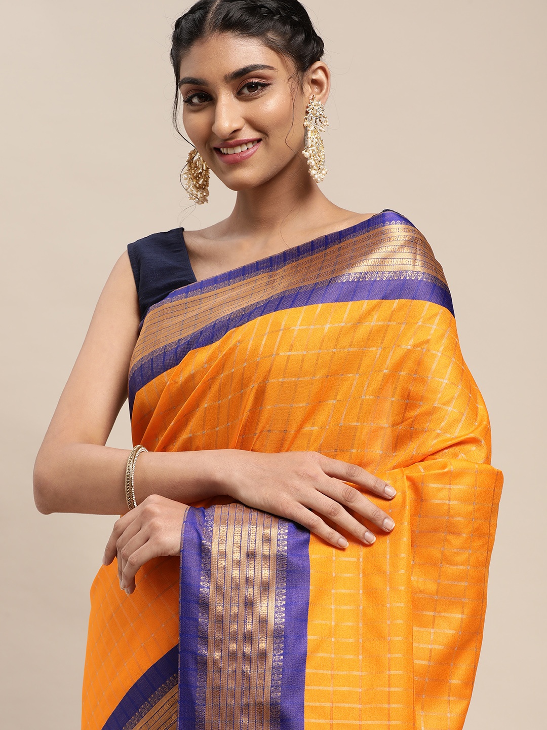 

VASTRANAND Mustard Yellow & Golden Checked Pure Silk Gadwal Saree