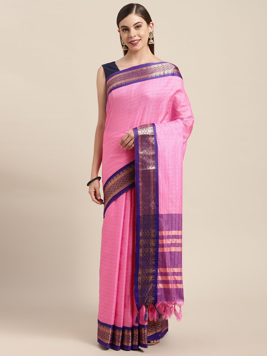 

VASTRANAND Pink & Navy Blue Checked Zari Pure Silk Gadwal Saree