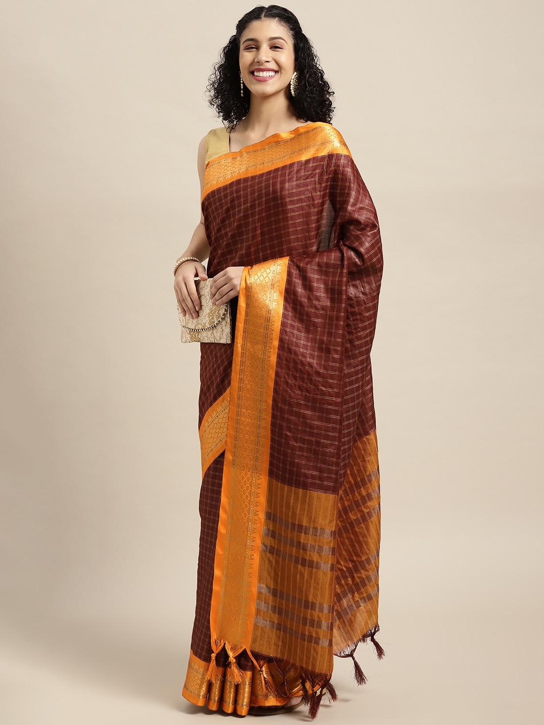 

VASTRANAND Maroon Checked Zari Pure Silk Gadwal Saree