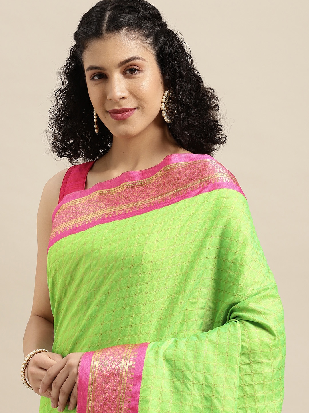 

VASTRANAND Green Checked Zari Pure Silk Gadwal Saree