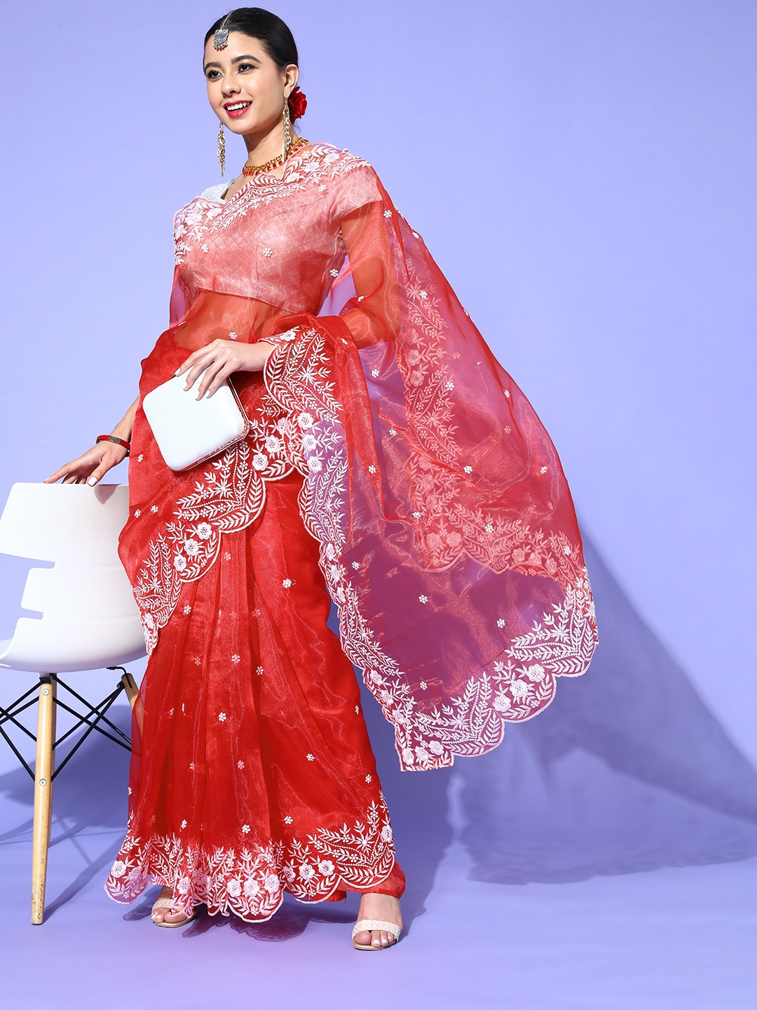 

Mitera Floral Saree with Embroidered Border, Red
