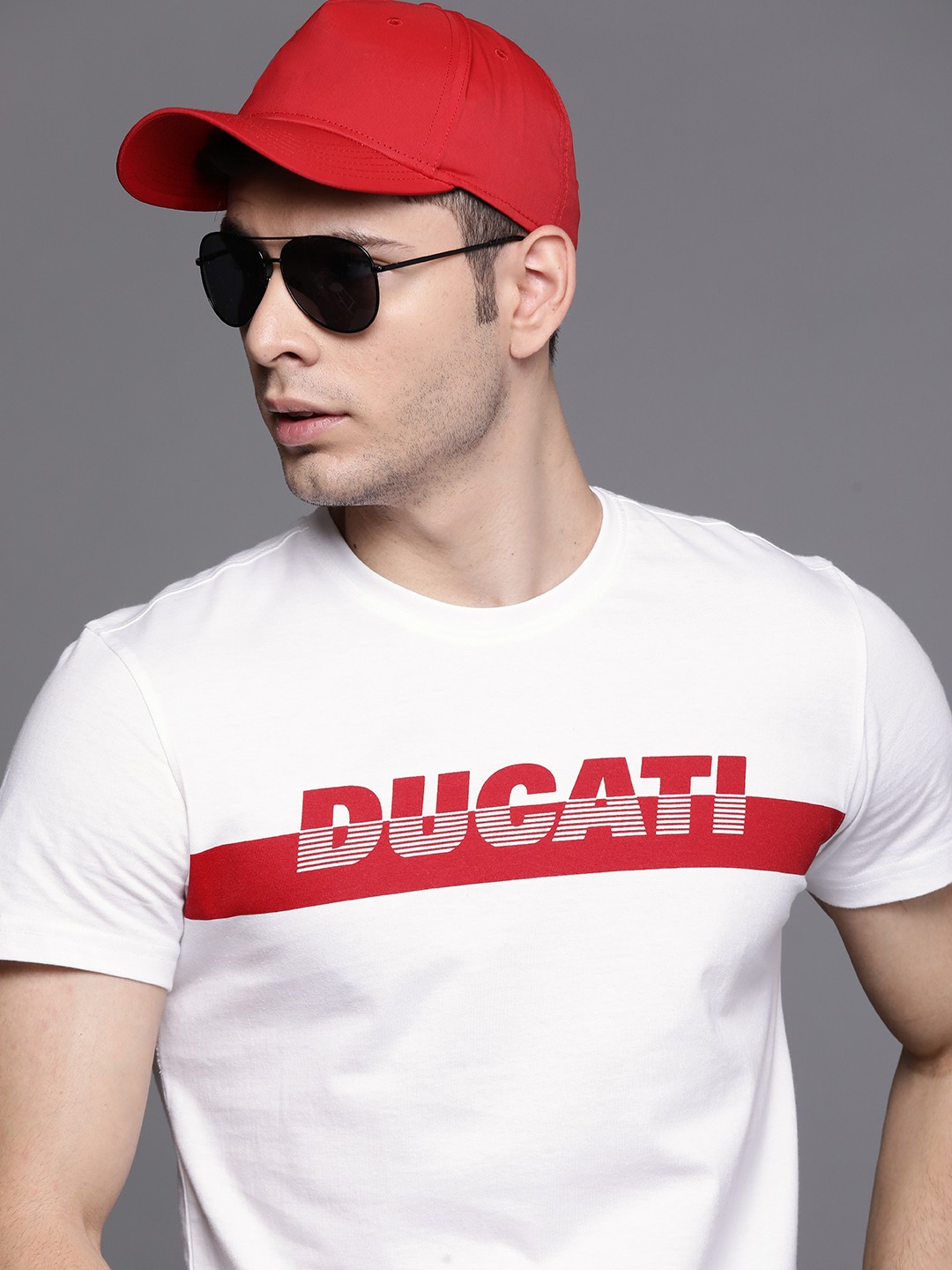 

Ducati Men White & Red Brand Logo Pure Cotton T-shirt